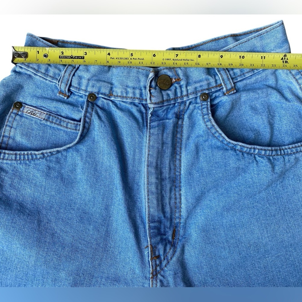 Vintage Chic Women’s Light Blue Denim Short Size 7 - Picture 4 of 9
